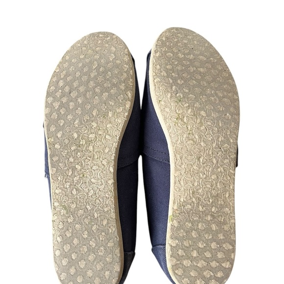 TOMS women’s size 7 Classic Canvas Slip-On Shoes - Navy blue lightweight summer - Picture 4 of 6
